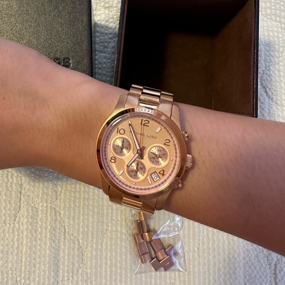 Michael Kors Runway Rose Gold-Tone Watch - Picture 5 of 7